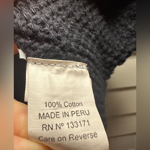 Planet By Lauren G Knit Sweater One Size Black EUC Made in Peru - Picture 7 of 9